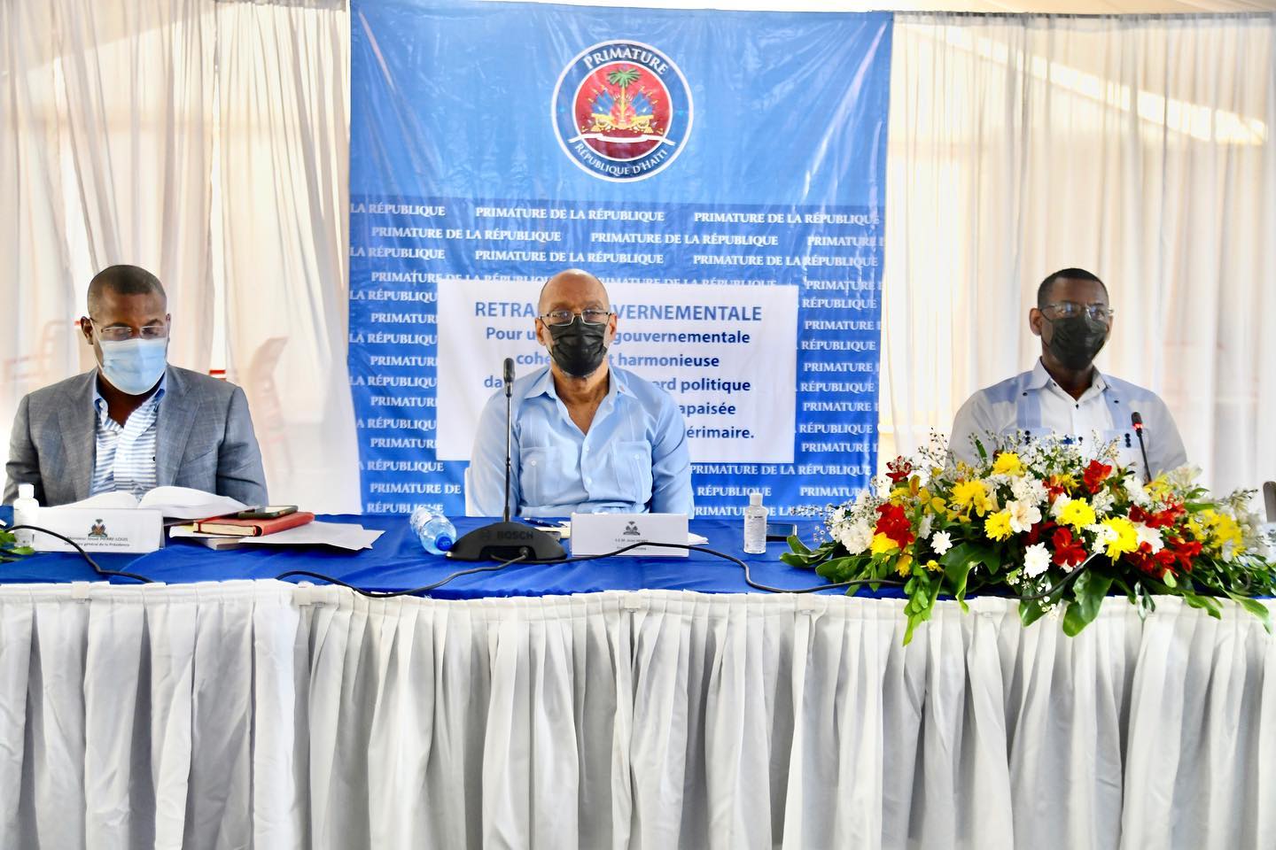 Ariel Henry et son gouvernement en retraite